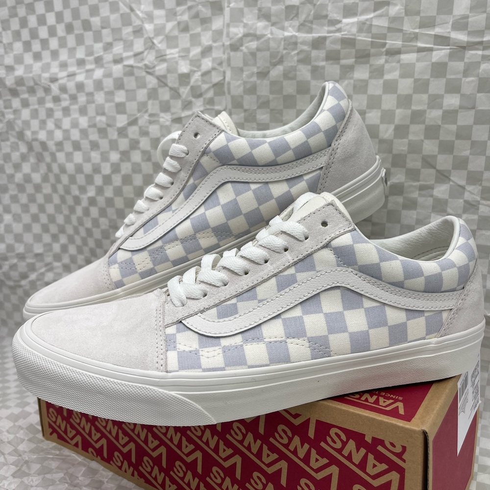 Vans WMNS Old Skool
Checkerboard Gray/Marshmallow
VN000D7ZOBP Sneakers - Picture 9 of 16